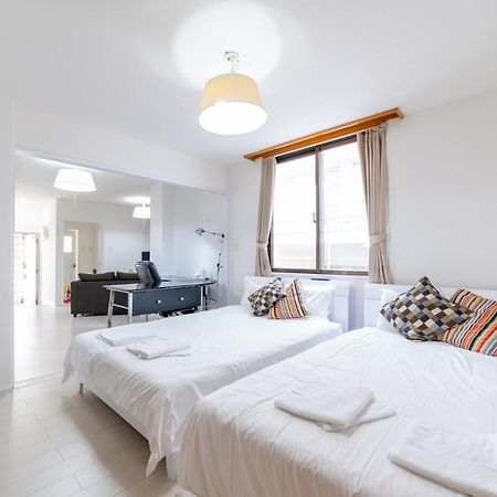 Апарт отель Izumisaki Terrace402 Наха Экстерьер фото